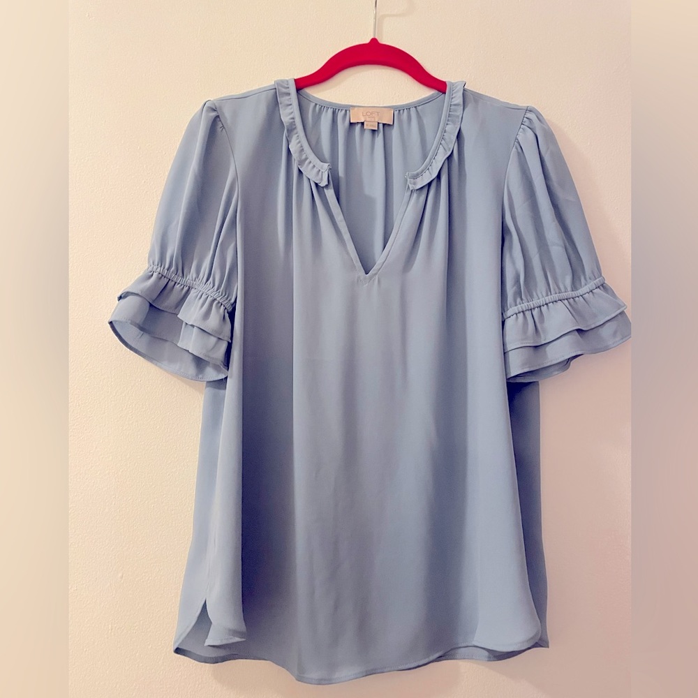 Loft Outlet - Blue V-Neck Ruffle Sleeve Blouse - XS